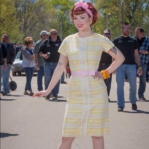 1950s-1960s Vintage Yellow Lace Wiggle Dress